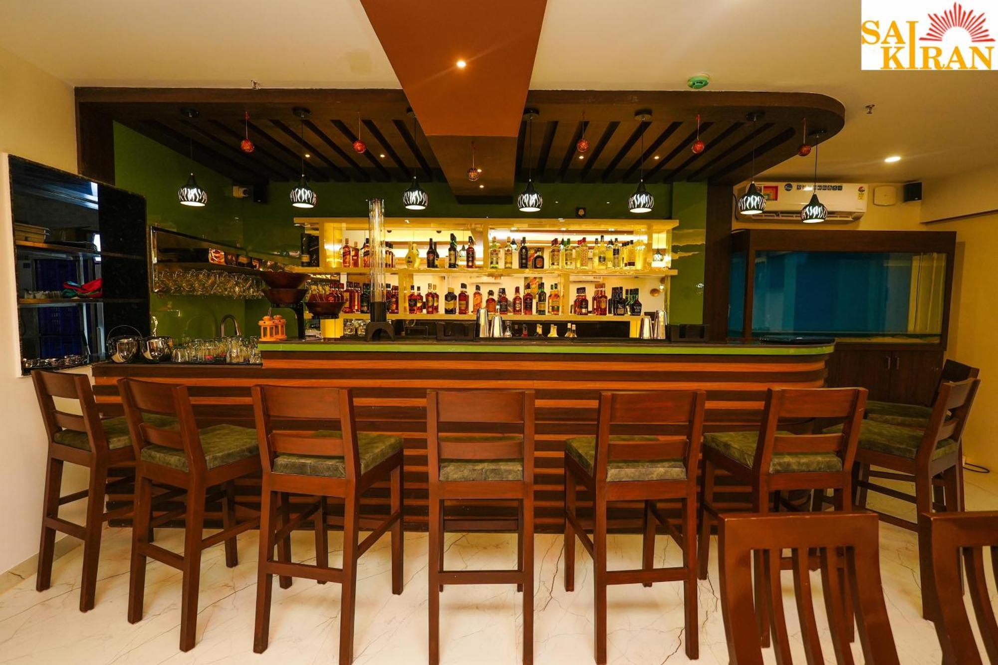 מפוסה Saikiran Hotel מראה חיצוני תמונה