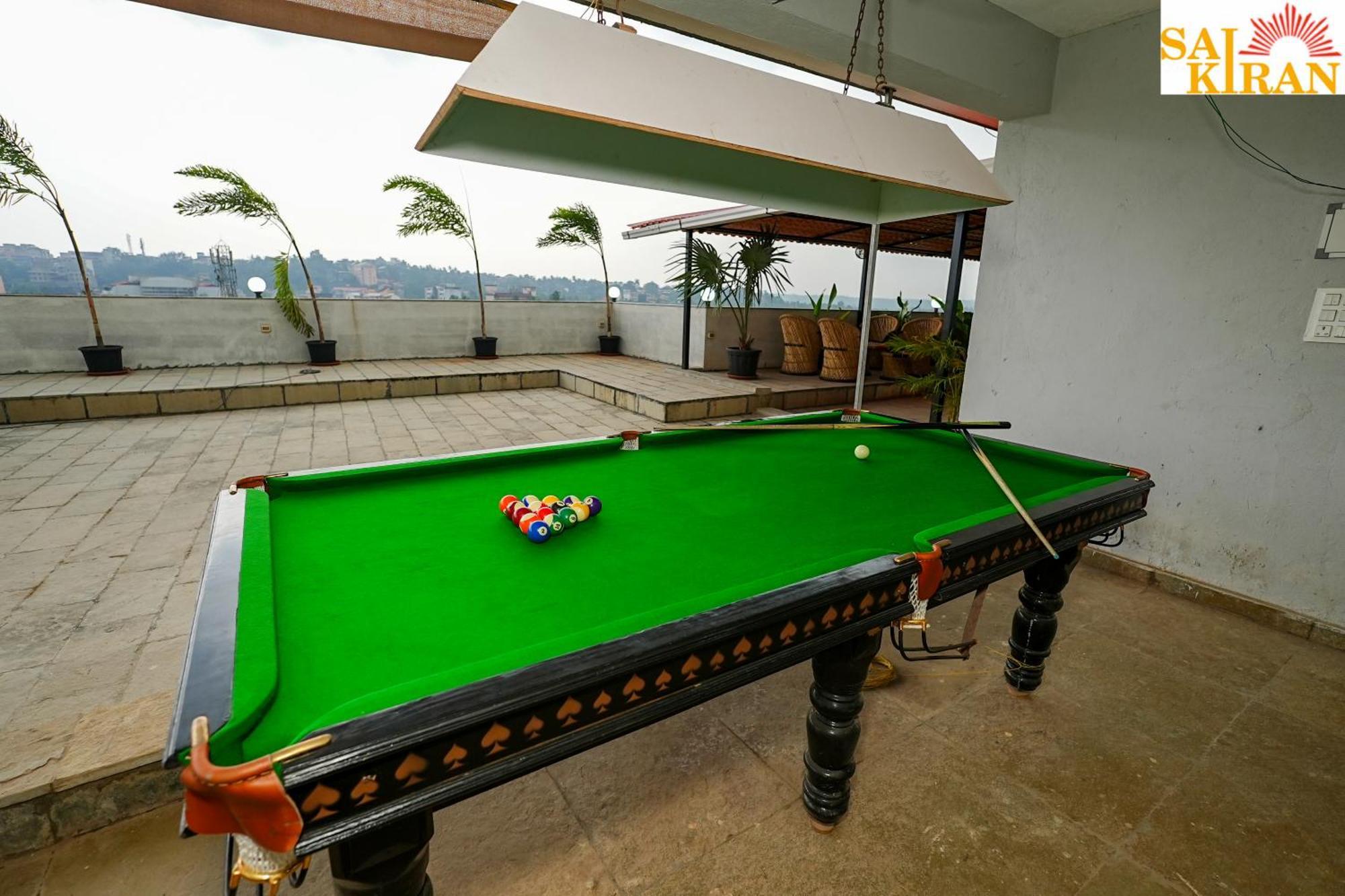 מפוסה Saikiran Hotel מראה חיצוני תמונה