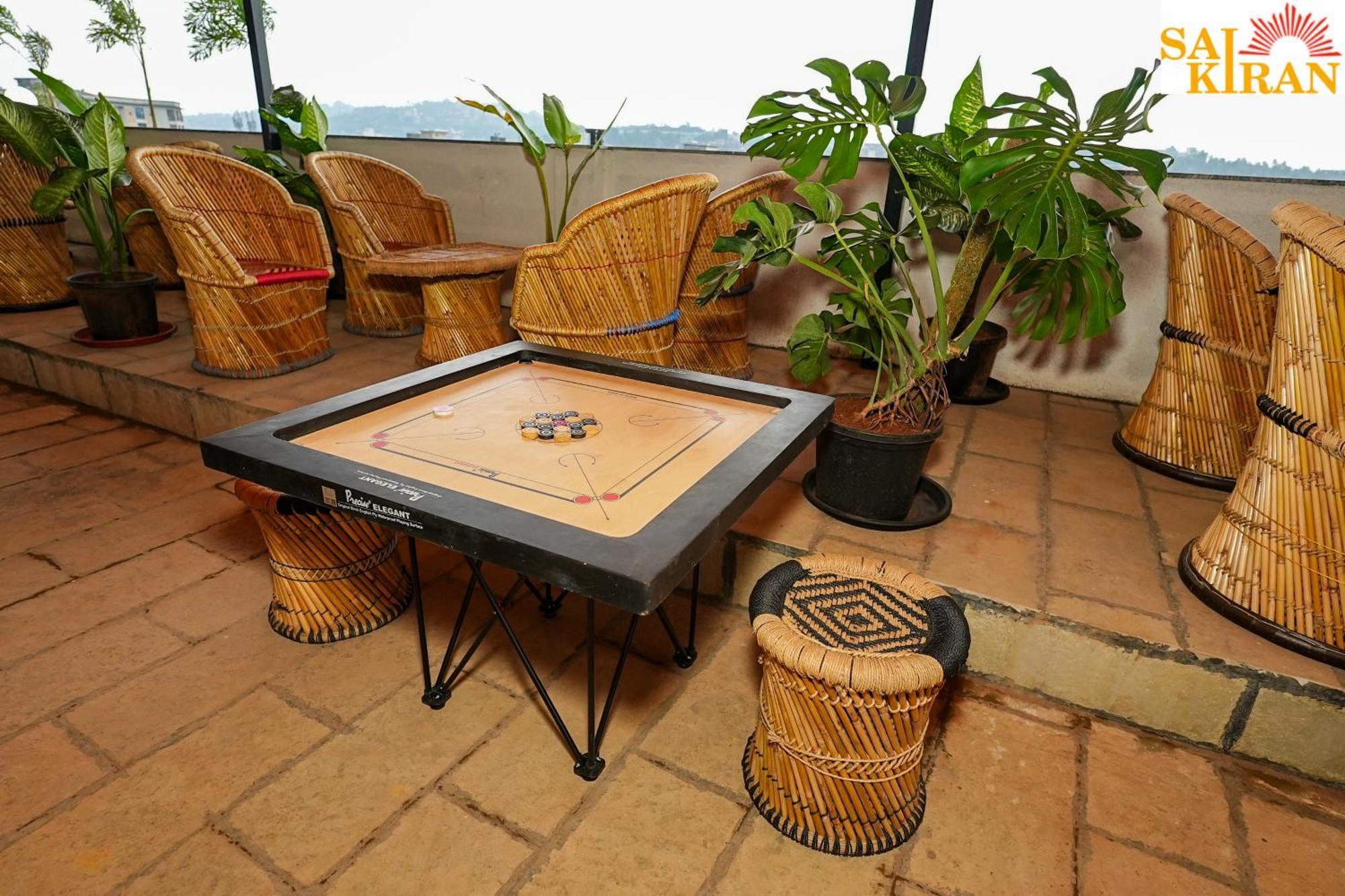 מפוסה Saikiran Hotel מראה חיצוני תמונה